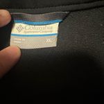 Columbia Women's Black Jacket Photo 2