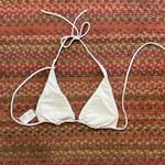O'Neill LIKE NEW WHITE O’NEILL TRIANGLE HALTER BIKINI TOP Photo 3