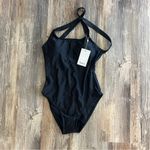 Quince Black Italian Cross Photo 1