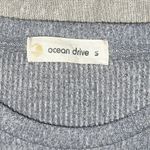 Ocean Drive | Ribbed Gray-Blue Pocket Tee | Small Photo 4