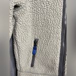 Patagonia Women’s Retro Pile Fleece Jacket. Size XXSmall in Gray Photo 3