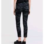 Levi’s Women’s Jeans 711 Skinny Jeans Ankle Black Camo Size 30 Photo 6