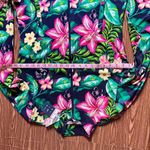 Tommy Bahama Womens' Long
Sleeve Zip Up Tennis & Golf Jacket Size Large Photo 9