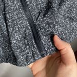 Outdoor Voices Slipstream windbreaker lightweight hooded jacket size S Photo 9