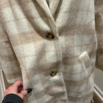 Pink Lily  Crème Plaid Shacket Coat Photo 2