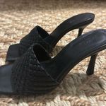 ASOS DESIGN Harvey weave mid heeled mule sandals in black Photo 5