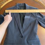 Theory ‎ Blazer Gabe B 2 Urban Navy Pinstripe 1-Button Virgin Wool size 2 Office Photo 7