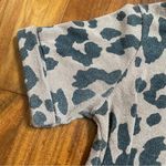 Perfect Peach Sweater Womens Size Small brown Leopard Short Rolled Sleeve Photo 1