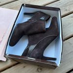 Bandolino Elegant mid heel booties 🤎🤎🤎 Photo 10