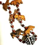 Vintage Hand Carved Wood African animal Safari Necklace Wood and Black and White Brown Photo 3