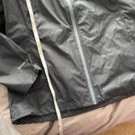 Eddie Bauer  Women’s Rainjacket Navy Large Photo 5