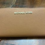 Michael Kors Jet Set Travel Continental Wallet – Acorn Brown Photo 0