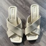 Vince  Women's Cream Criss Cross-Strap Sandals Cecilia Square toe Elegant Shoes 9 Photo 3