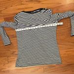 Diane Gilman - Black and White Fitted Long Sleeve Tee with Gold Details Size XS Photo 3