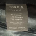 Torrid Jeans Women's High Rise Bombshell Skinny Super Soft Denim Size 26 Photo 3