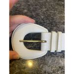 The Ritz Accessories Collection White Leather Belt Size S/M Alligator Print Photo 5