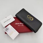 Salvatore Ferragamo -FERRAGAMO
Dark Gray Leather Zip Around Wallet Excellent condition. Photo 1