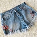 Mossimo Boho Floral Embroidered Frayed Jean Shorts Size 8/28 Photo 2