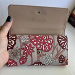 Guess  Wallet Floral Photo 2