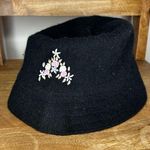 Berkshire Fashions Lambswool Black Bucket Hat w/ floral embroidery Y2K 2000s Photo 0