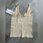 Aura  Women’s Medium/Large Ribbed Athletic Fit Tank Top Photo 2