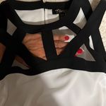 Thalia Sodi WHITE and black tank top Photo 6