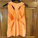 The North Face Women’s Vapor Wick Razor Back Tank Size XL-EUC Photo 4
