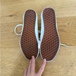 Vans  - Hi Top Sneakers in White Photo 4