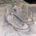 Converse White Size 9 Photo 0