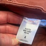 EXPRESS Women's Rust Shorts pleated mom style size 4 Photo 2