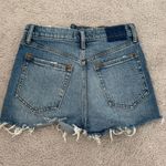 Abercrombie & Fitch Abercrombie High Rise Mom Short  Photo 2