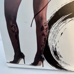 Natori  Marylin Sheer Tights Nude Black Size S Floral Detail Set of 2 Photo 2