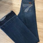 Seven7  Jeans Photo 5