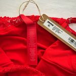 SKIMS NWT  Fits Everybody Lace Cami Bodysuit in Cayenne, size XS Photo 4