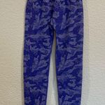 NVGTN Camo Seamless Leggings in Electric Blue Photo 5