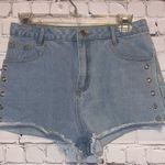 Dainty Hooligan πΊπΈ Dainty Holligan Light Wash Distressed Denim Short Photo 1