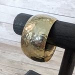 Vintage Bracelet Chunky Wide Hammered Pattern Gold Tone Photo 1