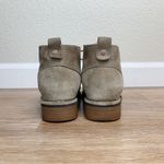 Hush Puppies Genuine Leather Women’s Size 7.5 Gray Moyen Booties Photo 8