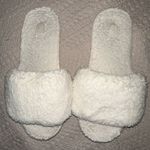 SKIMS  Faux Fur Slippers size 38 6.5 7 Women’s Photo 0