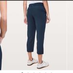 Lululemon On The Fly Crop *Woven 23"
True Navy size 10 Photo 1