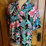 Wild Fable  Bright Floral Hawaiian Shirt Photo 7