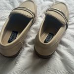 Toms Jones New York Elegant Cream Loafers Womens size 7 Photo 3