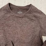 NWOT Long Sleeve Cropped Athletic Top Purple Size M Photo 1