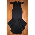 Plunge off the shoulder high Photo 2