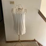 Doe & Rae white criss cross detail top size small Photo 6