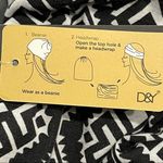 D&Y NWT Black & White Graphic 2 in 1 Beanie & Headwrap Headband Photo 2