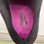 Brooks Launch Gray, purple, and Red Athletic Running Shoes women’s size 9.5 Photo 7