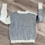 Bobeau  Women’s Eyelash White Colorblock Pullover Sweater Size Medium NWT Photo 11