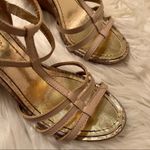 Seychelles Wedges Beige Strappy Gold Back Wooden Heel Photo 4