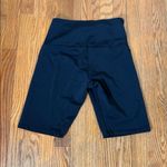 Onzie  Flow Bike Shorts Workout size M/L Photo 1
